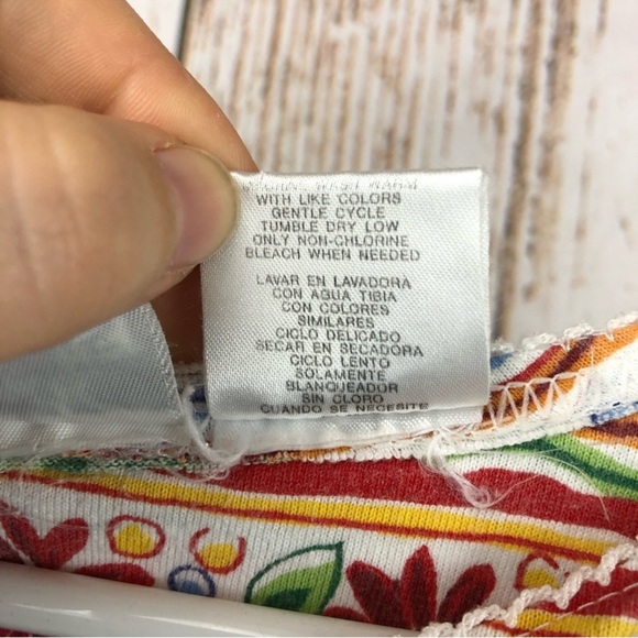 Basic Editions Floral T-shirt. Size XL. In good used condition! - Picture 4 of 4